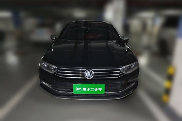 Used Volkswagen Magotan 2018 280TSI DSG Comfort Model Front