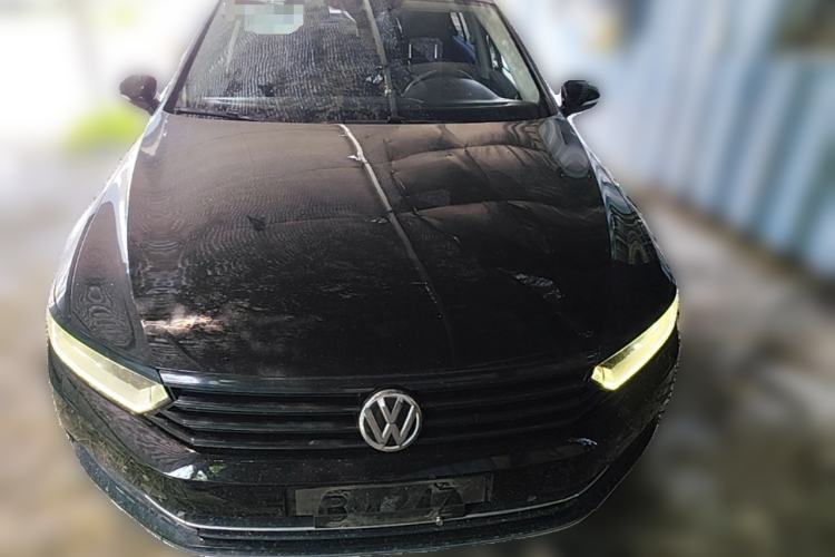 Used Volkswagen Magotan 2018 330TSI DSG Luxury Model Front