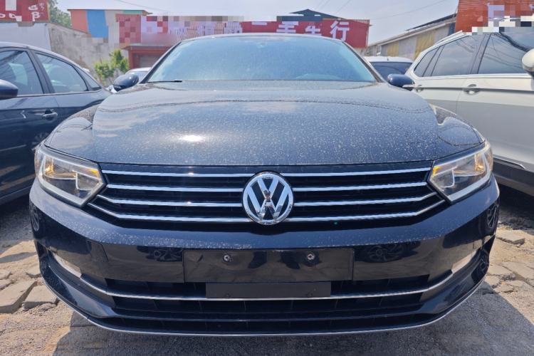 Used Volkswagen Magotan 2018 330TSI DSG Advanced Model Front