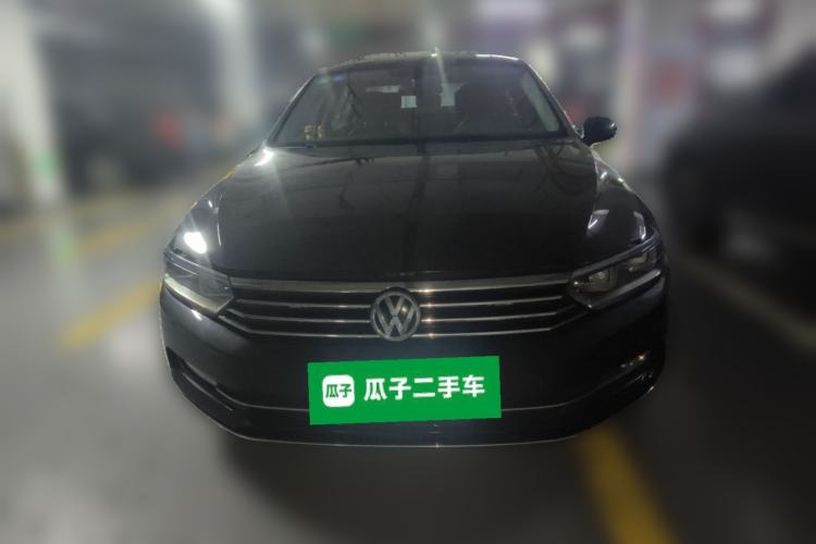 Used Volkswagen Magotan 2018 330TSI DSG Luxury Model Front