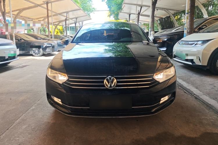 Used Volkswagen Magotan 2018 330TSI DSG Advanced Model Front