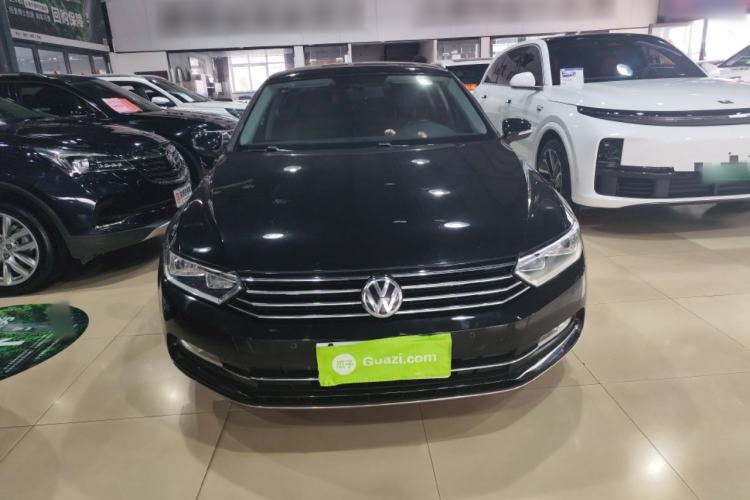 Used Volkswagen Magotan 2018 330TSI DSG Advanced Model Front