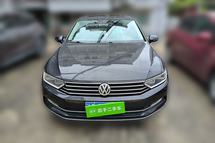 Used Volkswagen Magotan 2018 330TSI DSG Advanced Model Front