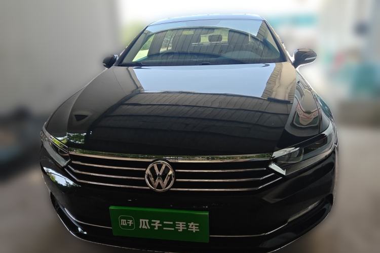 Used Volkswagen Magotan 2018 330TSI DSG Luxury Model Front