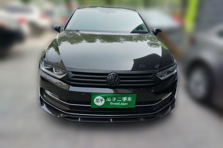 Used Volkswagen Magotan 2018 330TSI DSG Luxury Model Front