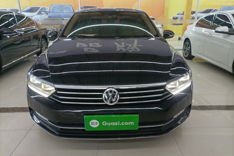Used Volkswagen Magotan 2018 Facelift 330TSI DSG Luxury Model Front