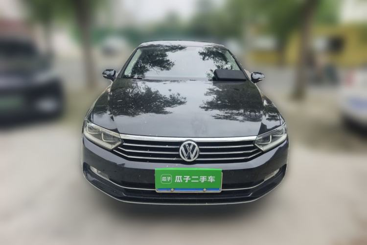 Used Volkswagen Magotan 2018 330TSI DSG Luxury Model Front