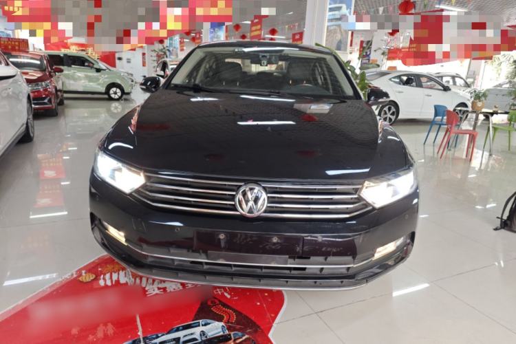 Used Volkswagen Magotan 2018 330TSI DSG Advanced Model Front