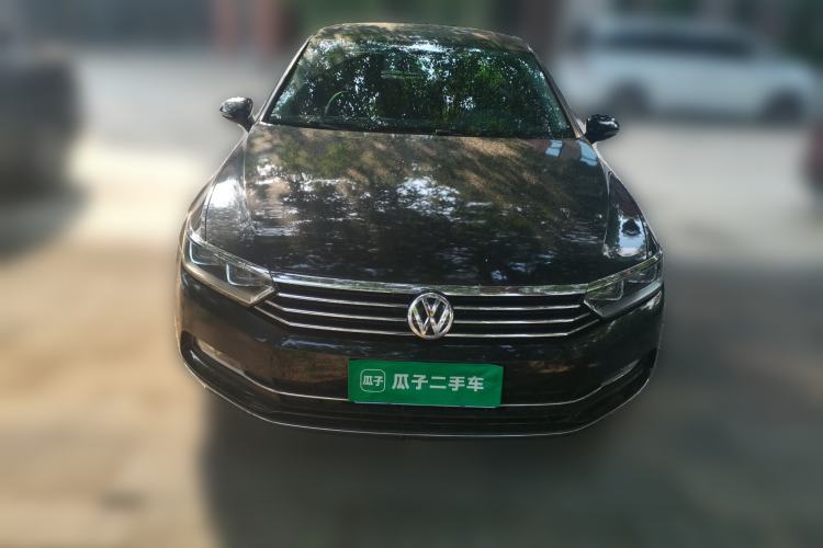 Used Volkswagen Magotan 2018 330TSI DSG Luxury Model Front