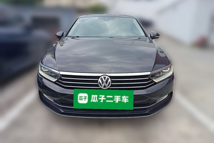 Used Volkswagen Magotan 2018 330TSI DSG Luxury Model Front