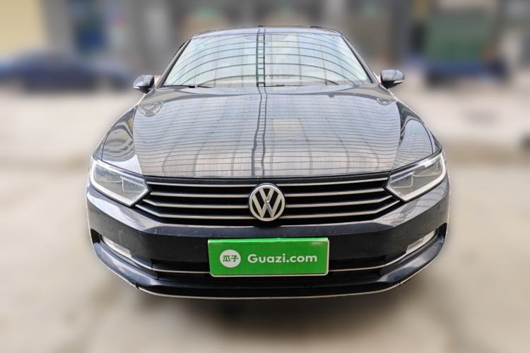 Used Volkswagen Magotan 2018 330TSI DSG Advanced Model Front