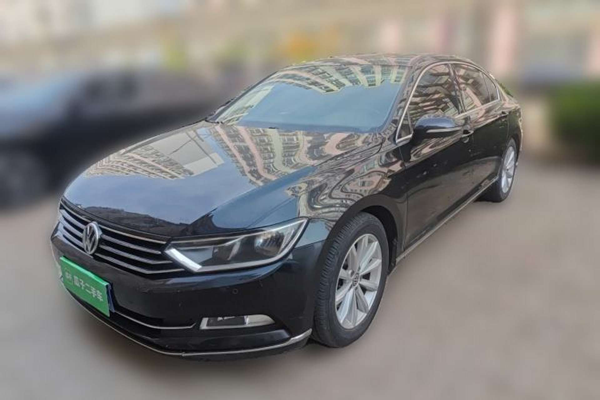 Used Volkswagen Magotan 2018 330TSI DSG Advanced Model Front Left 45 Deg