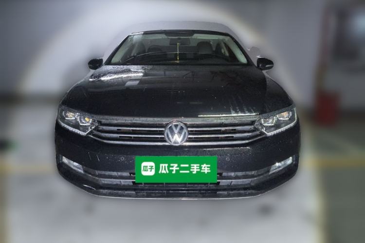 Used Volkswagen Magotan 2018 280TSI DSG Comfort Model Front