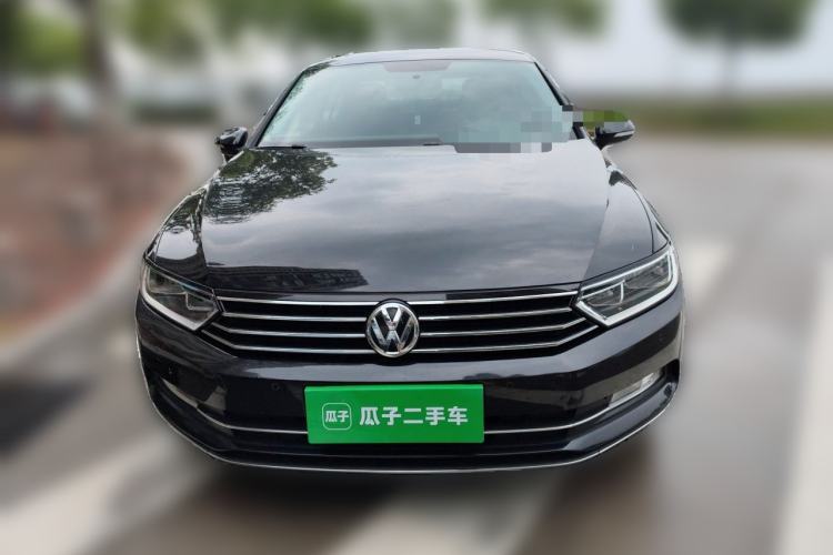 Used Volkswagen Magotan 2018 330TSI DSG Advanced Model Front