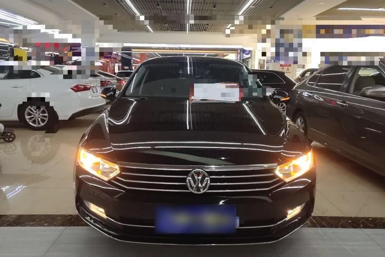 Used Volkswagen Magotan 2018 330TSI DSG Advanced Model Front