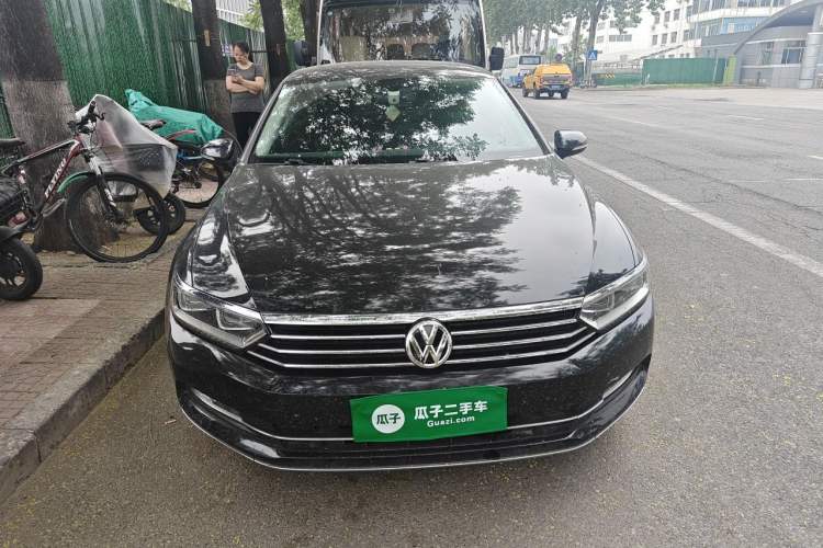 Used Volkswagen Magotan 2018 380TSI DSG Luxury Model Front