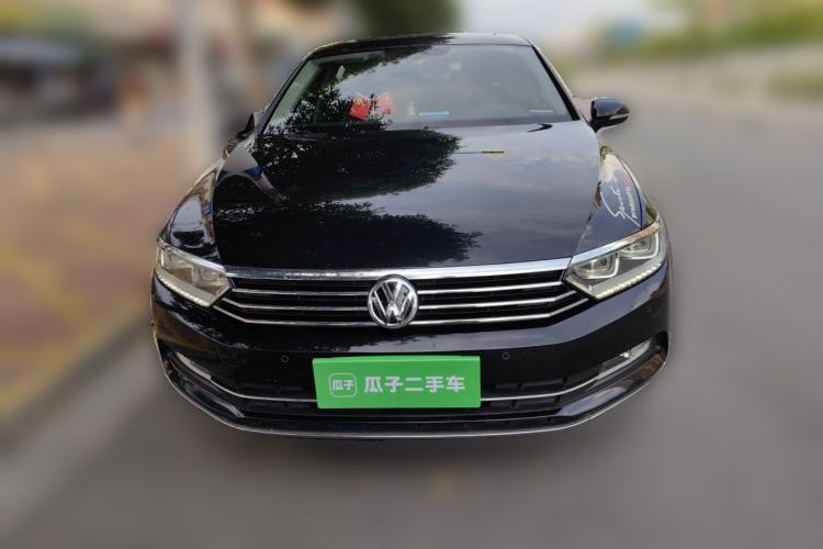 Used Volkswagen Magotan 2018 330TSI DSG Luxury Model Front
