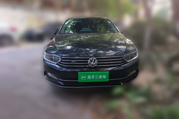 Used Volkswagen Magotan 2018 280TSI DSG Comfort Model Front