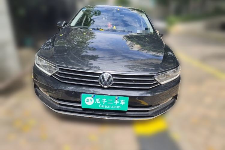 Used Volkswagen Magotan 2018 330TSI DSG Luxury Model Front