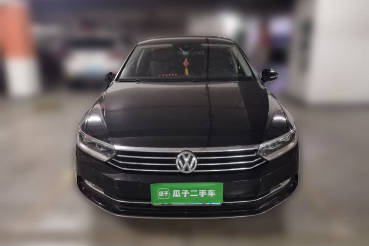 Used Volkswagen Magotan 2018 330TSI DSG Luxury Model Front