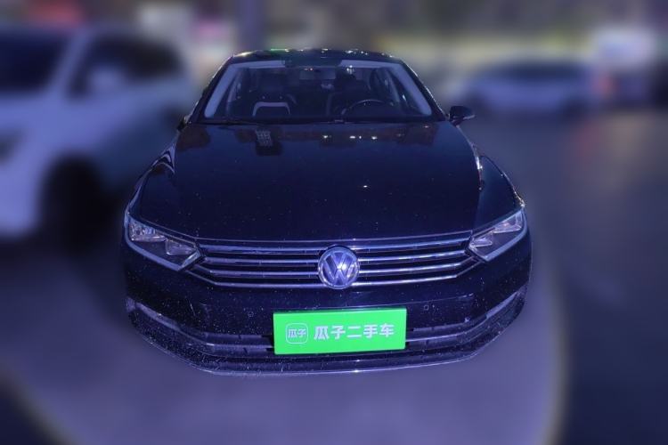Used Volkswagen Magotan 2018 280TSI DSG Comfort Model Front