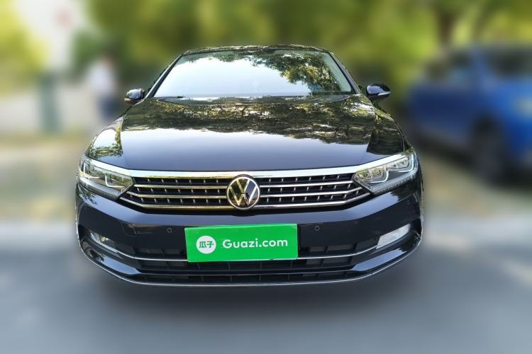 Used Volkswagen Magotan 2018 330TSI DSG Luxury Model Front