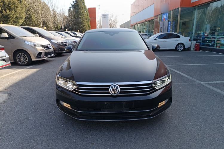 Used Volkswagen Magotan 2018 380TSI DSG Prestige Model Front