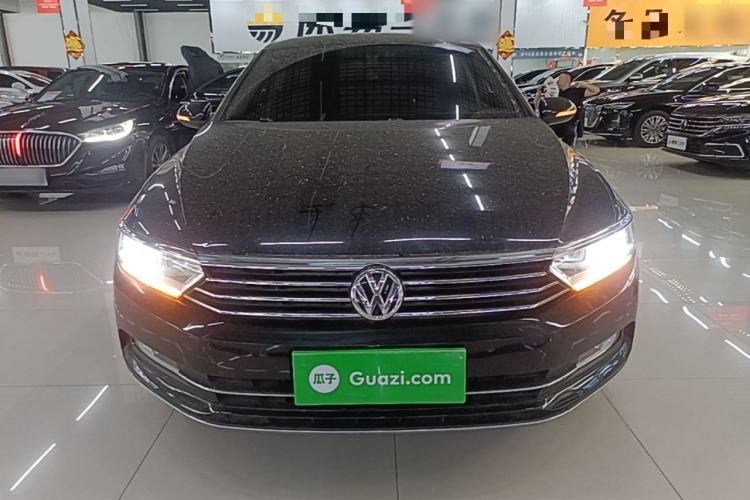 Used Volkswagen Magotan 2018 Facelift 330TSI DSG Luxury Model Front