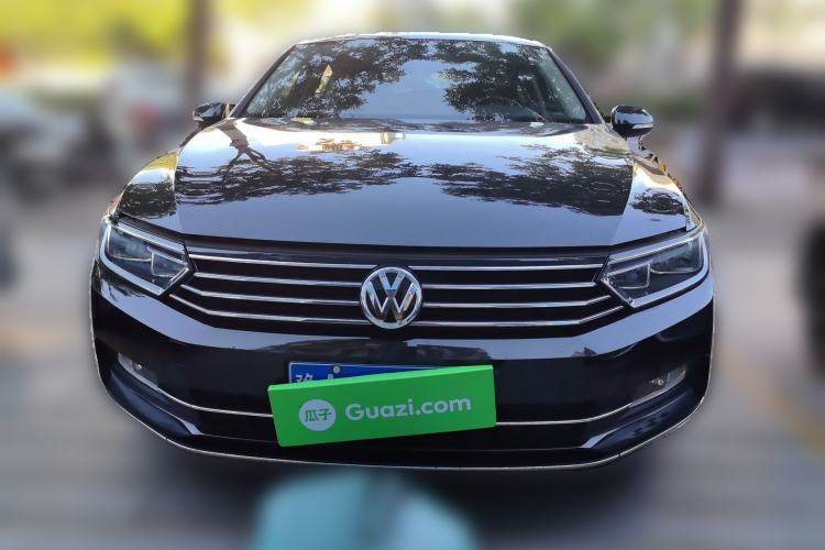 Used Volkswagen Magotan 2018 330TSI DSG Advanced Model Front