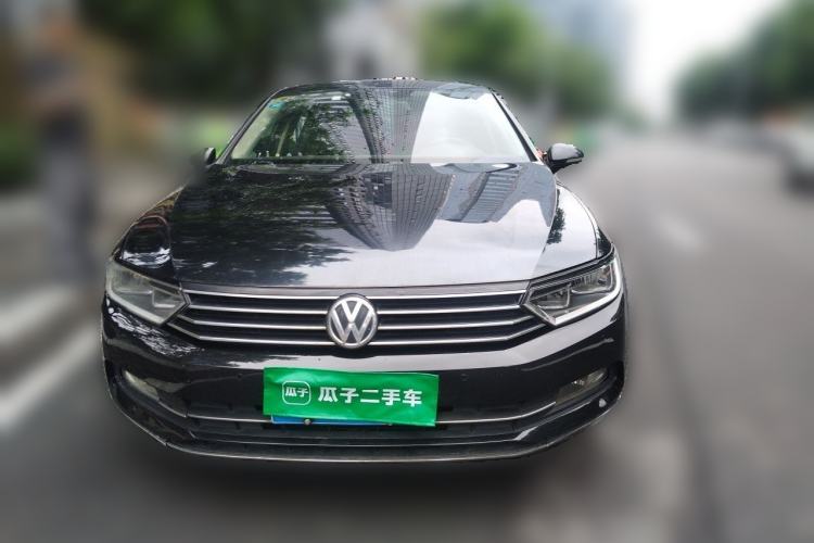 Used Volkswagen Magotan 2018 280TSI DSG Comfort Model Front
