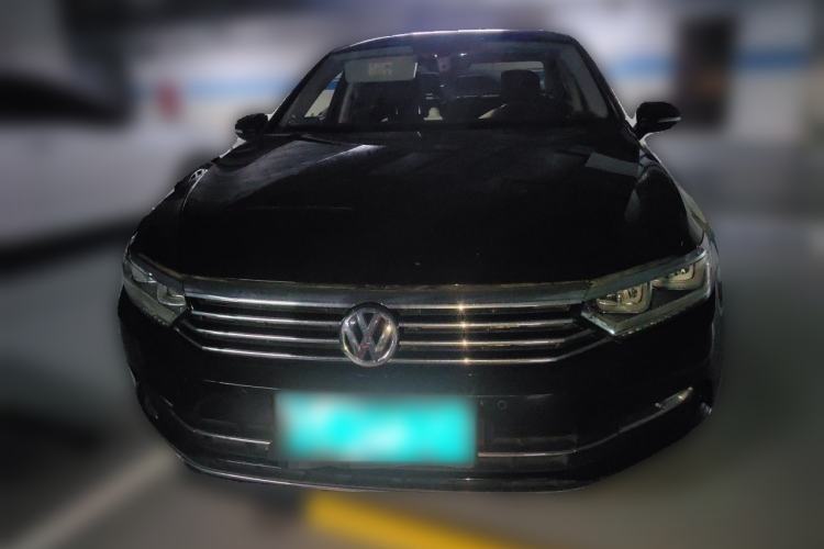 Used Volkswagen Magotan 2018 Facelift 330TSI DSG Luxury Model Front