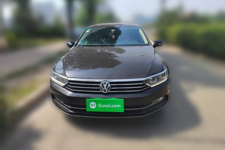 Used Volkswagen Magotan 2018 Facelift 330TSI DSG Luxury Model Front