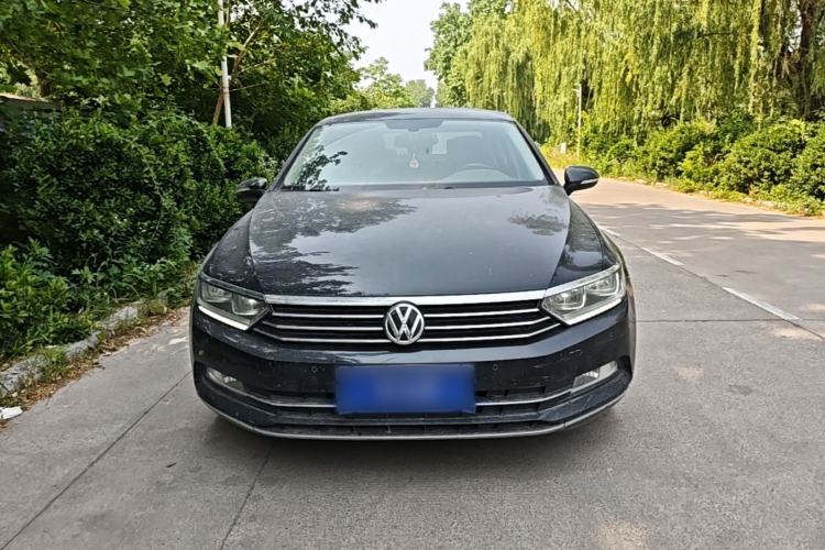 Used Volkswagen Magotan 2018 Facelift 330TSI DSG Luxury Model Front