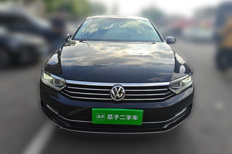 Used Volkswagen Magotan 2018 380TSI DSG Luxury Model Front