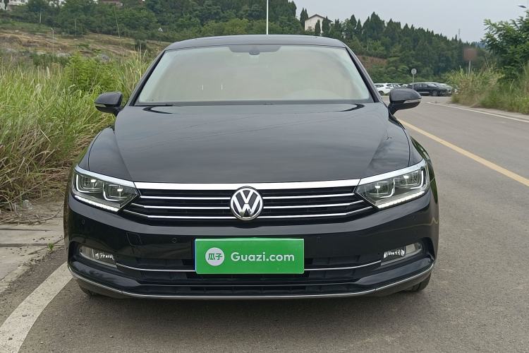 Used Volkswagen Magotan 2018 Facelift 330TSI DSG Luxury Model Front