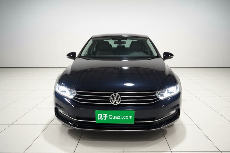 Used Volkswagen Magotan 2018 330TSI DSG Advanced Model Front