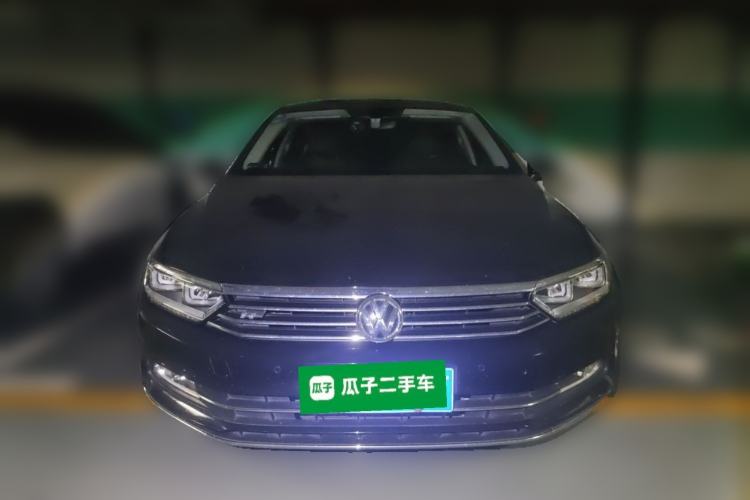 Used Volkswagen Magotan 2018 330TSI DSG Luxury Model Front