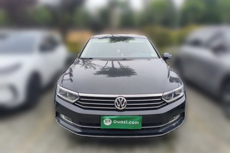 Used Volkswagen Magotan 2018 Facelift 330TSI DSG Luxury Model Front