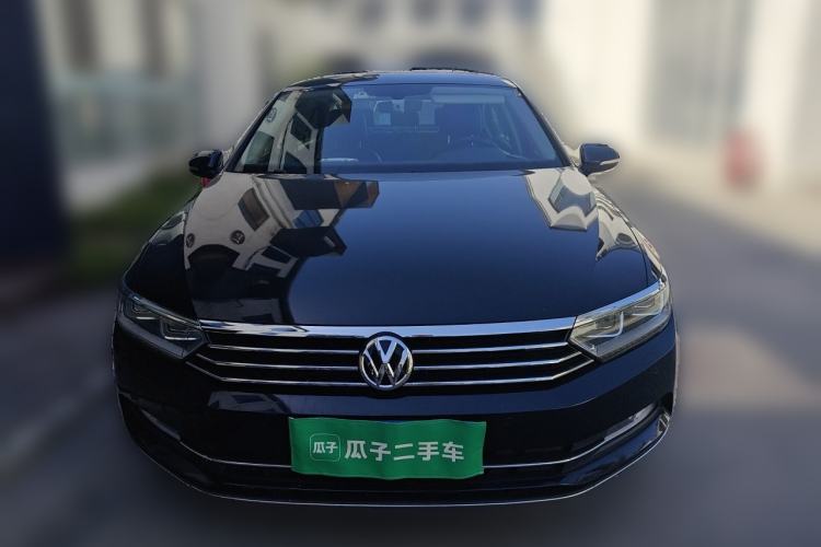 Used Volkswagen Magotan 2018 330TSI DSG Luxury Model Front