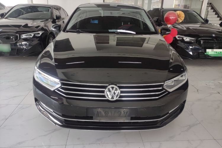 Used Volkswagen Magotan 2018 330TSI DSG Advanced Model Front