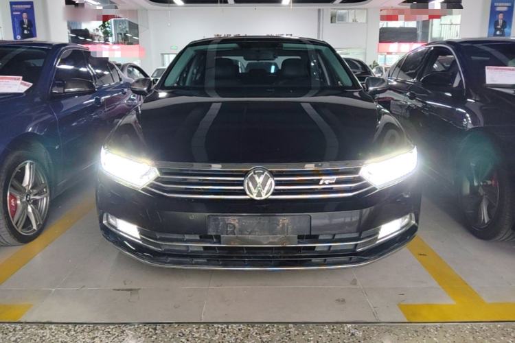 Used Volkswagen Magotan 2018 280TSI DSG Leading Model Front