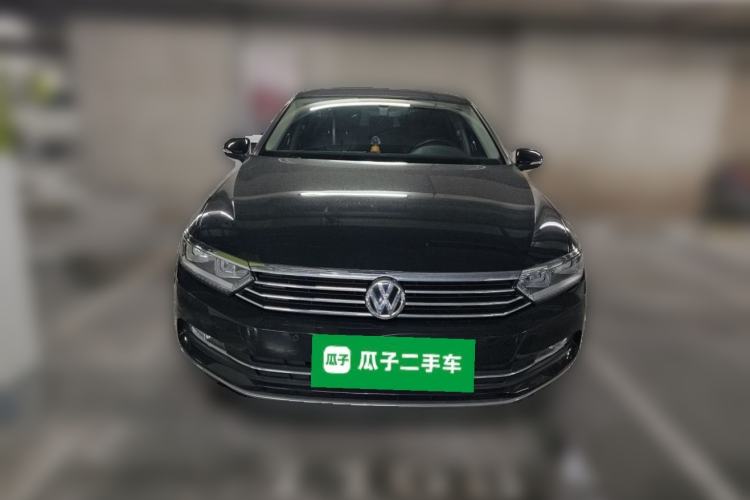 Used Volkswagen Magotan 2018 330TSI DSG Luxury Model Front