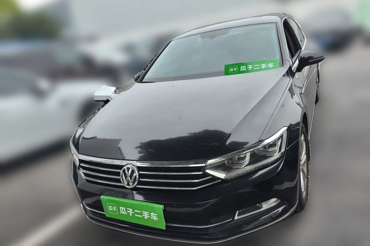 Used Volkswagen Magotan 2018 330TSI DSG Luxury Model Front