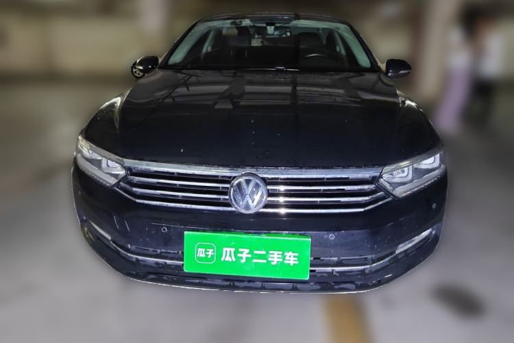 Used Volkswagen Magotan 2018 330TSI DSG Luxury Model Front