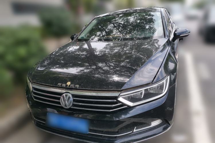 Used Volkswagen Magotan 2018 280TSI DSG Comfort Model Front