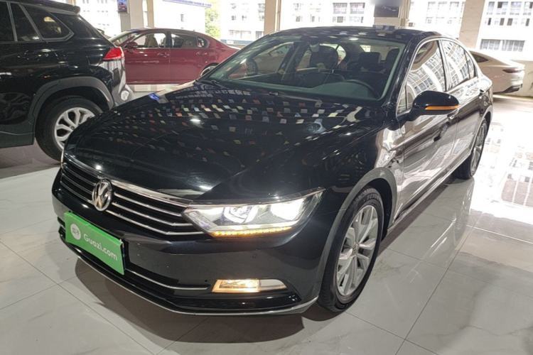 Ojetý Volkswagen Magotan 2018 Facelift 330TSI DSG Luxury Model Guazi used car, China used car export, Used car for sale, Used  cars, Cheapest cars for sale