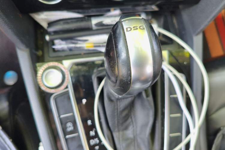 Used Volkswagen Magotan 2018 330TSI DSG Advanced Model Gear Lever