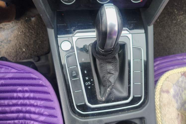 Used Volkswagen Magotan 2018 330TSI DSG Advanced Model Gear Lever