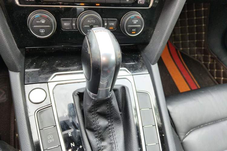 Used Volkswagen Magotan 2018 380TSI DSG Luxury Model Gear Lever