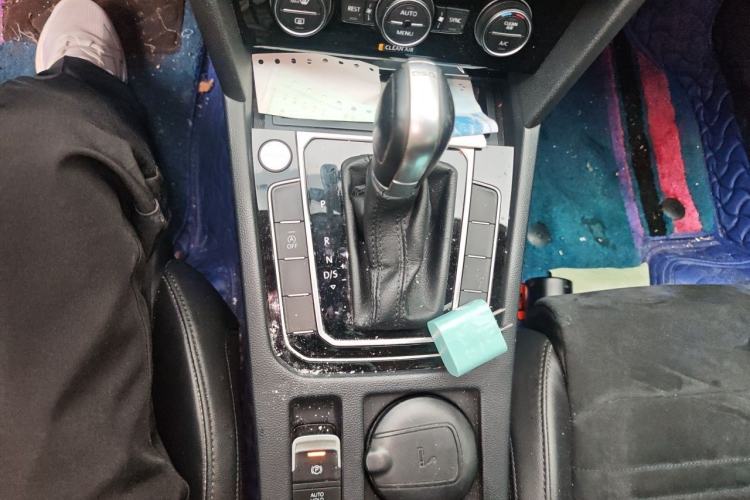 Used Volkswagen Magotan 2018 330TSI DSG Luxury Model Gear Lever